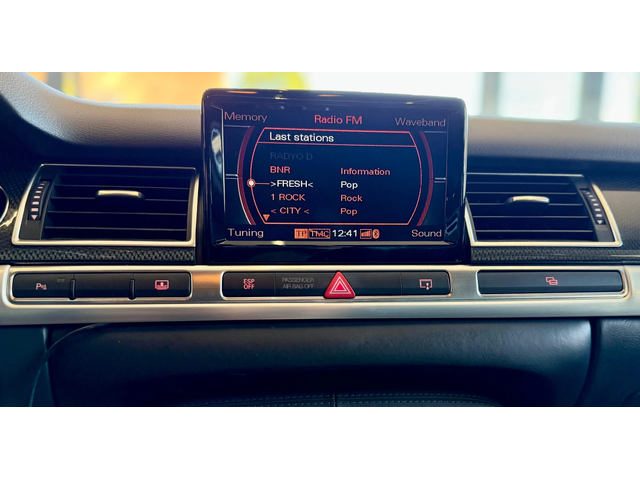 Audi S8 V10* Ceramic* Carbon* Bang&Olufsen* Лизинг* - автомобили, коли, обяви за нови и употребявани 13