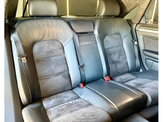 Audi S8 V10* Ceramic* Carbon* Bang&Olufsen* Лизинг* - автомобили, коли, обяви за нови и употребявани 15