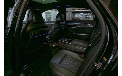 Audi S8 4.0TFSI/Carbon/B&O/Камера 360/HuD/Дистроник/Обдухване/Амбиент - автомобили, коли, обяви за нови и употребявани 8