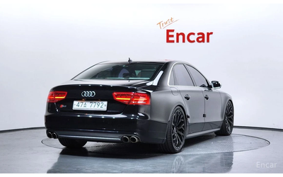 audi-s8 - 3