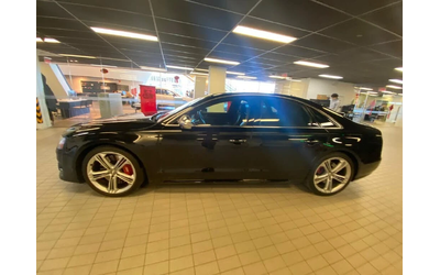 audi-s8 - 1