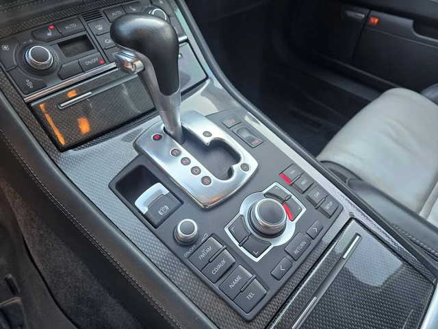 Audi S8 AвтоКредит * (ЦЕНА ДО БГ) - автомобили, коли, обяви за нови и употребявани 15