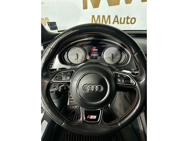 Audi S8 Plus* Quattro* Ceramic* Carbon* Matrix* B&O* HuD - автомобили, коли, обяви за нови и употребявани 11