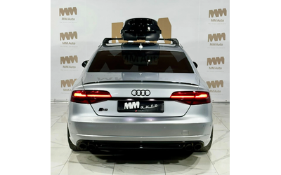 audi-s8 - 4