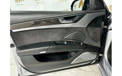 Audi S8 Plus* Quattro* Ceramic* Carbon* Matrix* B&O* HuD - автомобили, коли, обяви за нови и употребявани 9