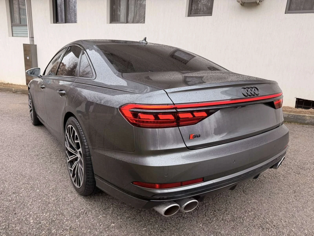 Audi S8 ПОДГРЕВ / ВЕНТИЛАЦИЯ  / 360  КАМЕРИ - автомобили, коли, обяви за нови и употребявани 4