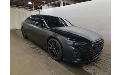 audi-s8 - 1