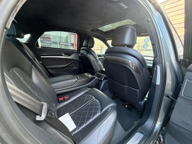 Audi S8 650кс* БАРТЕР* Реални* Километри* Уникат - автомобили, коли, обяви за нови и употребявани 11
