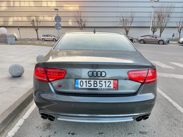Audi S8 650кс* БАРТЕР* Реални* Километри* Уникат - автомобили, коли, обяви за нови и употребявани 5