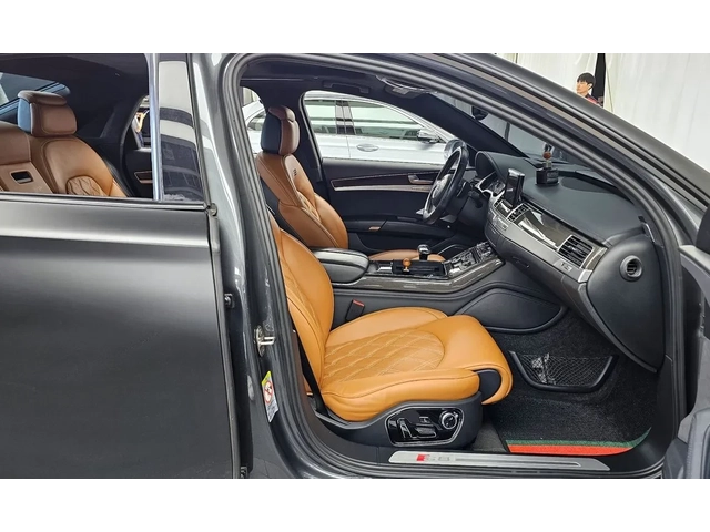 Audi S8 - автомобили, коли, обяви за нови и употребявани 11