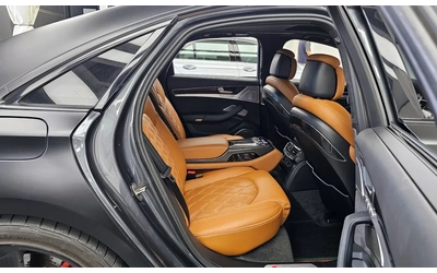 Audi S8 - автомобили, коли, обяви за нови и употребявани 12