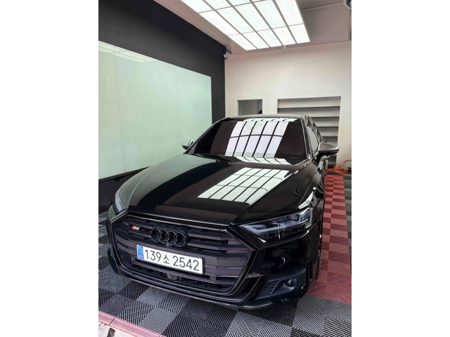 Audi S8 2022* LONG* 360* HUD* МАСАЖ* ОБДУХ* SOFT-CLOSE* КР - автомобили, коли, обяви за нови и употребявани 1