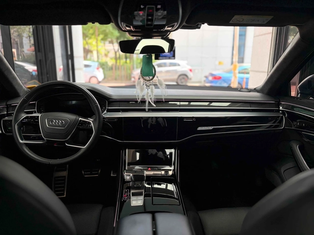 Audi S8 2022* LONG* 360* HUD* МАСАЖ* ОБДУХ* SOFT-CLOSE* КР - автомобили, коли, обяви за нови и употребявани 8