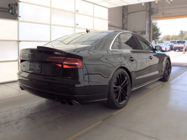 Audi S8 МАСАЖ* ОБДУХ* LANE ASSIST* MATRIX* B&O* КРАЙНА ЦЕН - автомобили, коли, обяви за нови и употребявани 5