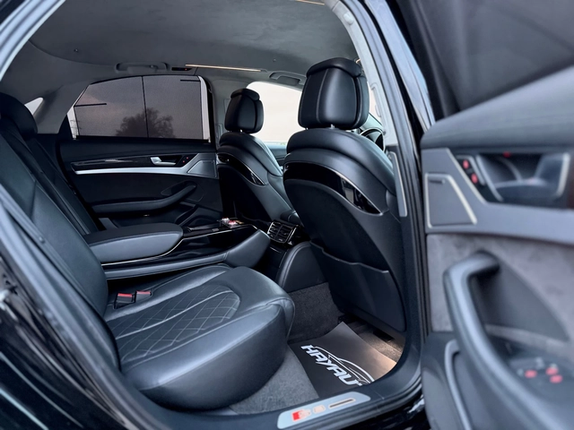 Audi S8 PLUS= 4.0= V8T= MATRIX= CARBON CERAMIC= - автомобили, коли, обяви за нови и употребявани 12