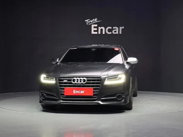 Audi S8 4.0 TFSI Quattro - автомобили, коли, обяви за нови и употребявани 4