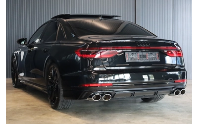 audi-s8 - 5
