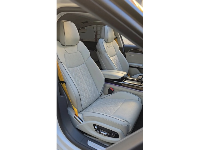 Audi S8 S8 4.0 TFSI V8 Mild Hybrid Quattro - автомобили, коли, обяви за нови и употребявани 11