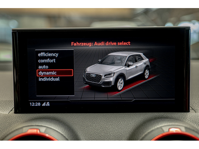 Audi SQ2 2.0TFSI/Quattro/Bang&Olufsen/Камера/HuD/Panorama - автомобили, коли, обяви за нови и употребявани 11