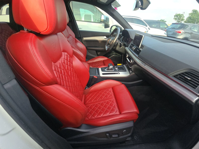 Audi SQ5 PRESTIGE* MATRIX* BLACK OPTIC* DISTRO* HEADUP* 360 - автомобили, коли, обяви за нови и употребявани 11