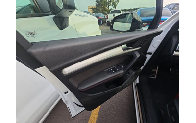 Audi SQ5 PRESTIGE* MATRIX* BLACK OPTIC* DISTRO* HEADUP* 360 - автомобили, коли, обяви за нови и употребявани 13