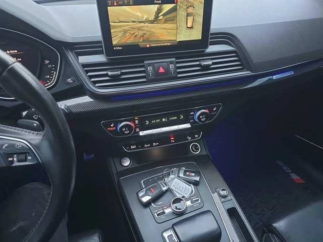 Audi SQ5 Technik* 360View* 21ichWheel-pkg* Подгрев* Пано - автомобили, коли, обяви за нови и употребявани 6