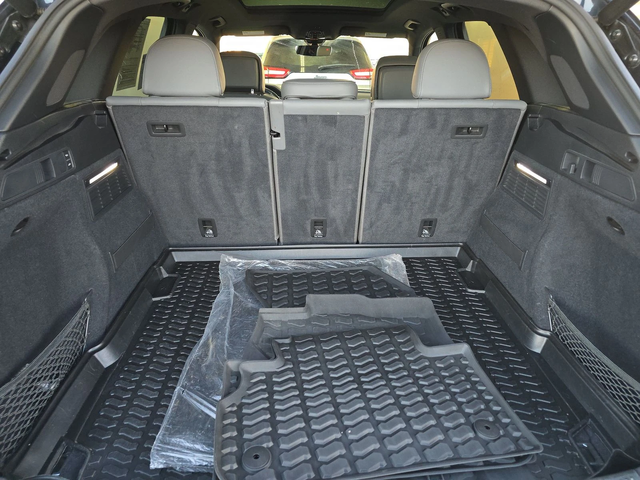 Audi SQ5 PRESTIGE* ХЕДЪП* 360КАМЕРА* LANE* ASSIST* - автомобили, коли, обяви за нови и употребявани 13