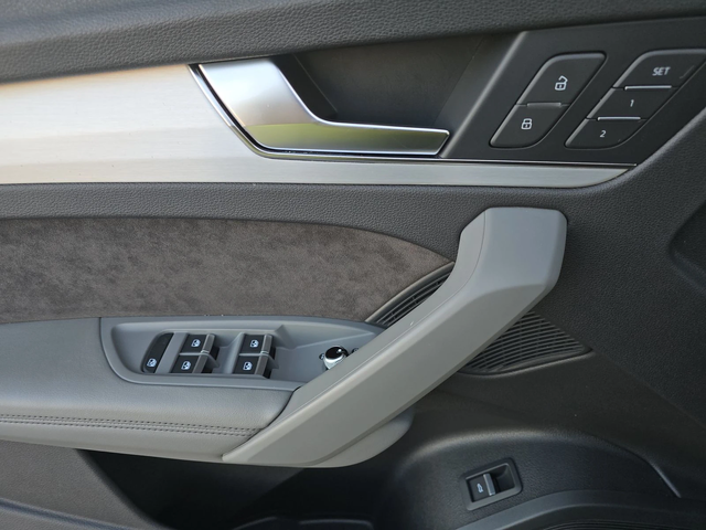 Audi SQ5 PRESTIGE* ХЕДЪП* 360КАМЕРА* LANE* ASSIST* - автомобили, коли, обяви за нови и употребявани 6