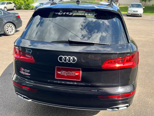 Audi SQ5 quattro* Premium* АвтоКредит* (ЦЕНА ДО БГ) - автомобили, коли, обяви за нови и употребявани 4