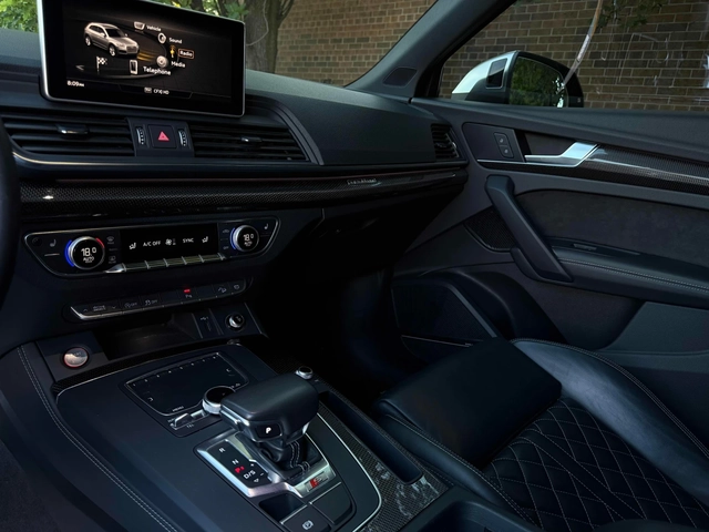 Audi SQ5 Technik/360/Pano/B&O - автомобили, коли, обяви за нови и употребявани 10