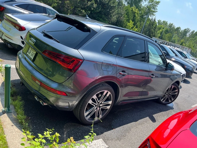 Audi SQ5 Progressiv TFSI quattro* CARFAX * АВТО КРЕДИТ * - автомобили, коли, обяви за нови и употребявани 3