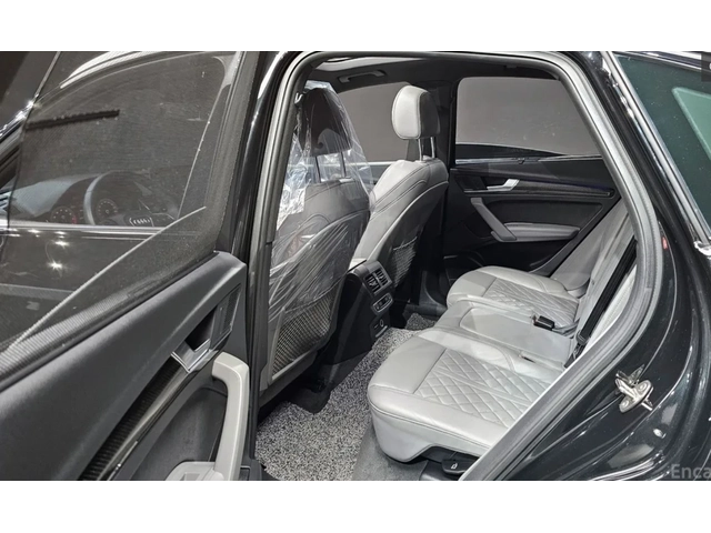Audi SQ5 COUPE - автомобили, коли, обяви за нови и употребявани 12