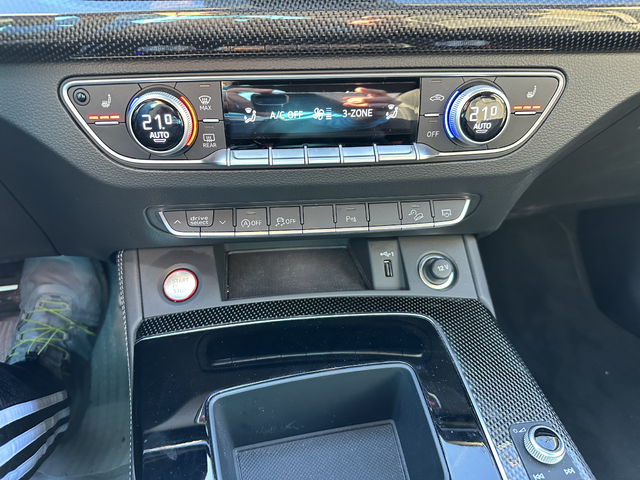 Audi SQ5 TFSI 356hp. allroad лизинг - автомобили, коли, обяви за нови и употребявани 14