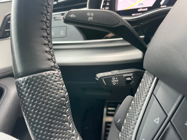 Audi SQ7 4.0V8TDI+ S-line+ Matrix+ Bose+ Key Less Go+ Full - автомобили, коли, обяви за нови и употребявани 13