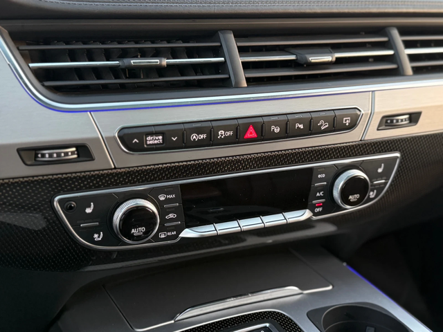 Audi SQ7 2018г* EXCLUSIVE* FULL MAX* 150.000KM* 7Местен* - автомобили, коли, обяви за нови и употребявани 12