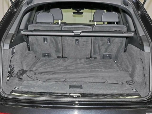 Audi SQ7 4.0 TDI quattro - автомобили, коли, обяви за нови и употребявани 7