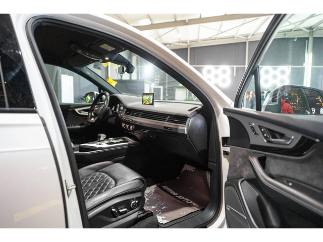 Audi SQ7 4.0TDI V8 MATRIX FULL S LINE BOSE ЛИЗИНГ 100% - автомобили, коли, обяви за нови и употребявани 12