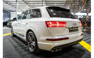 audi-sq7 - 5