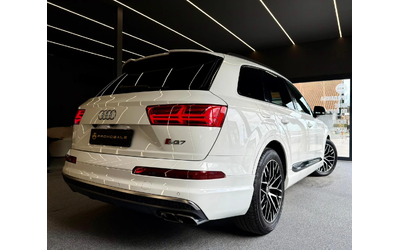 audi-sq7 - 5