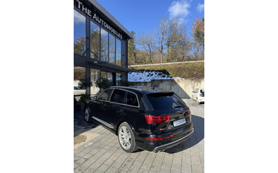 audi-sq7 - 5
