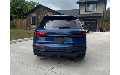 audi-sq7-4-0l-8cyl-awd - 3
