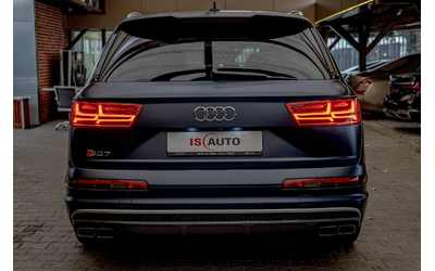 audi-sq7-4-0tdi-exclusive-ambient-distronic-virtual-kamera - 3