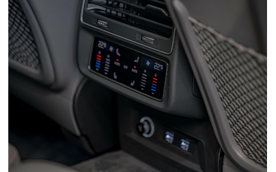 Audi SQ7 4.0TDI/Камера/Подгрев/Панорама/6+1 - автомобили, коли, обяви за нови и употребявани 9
