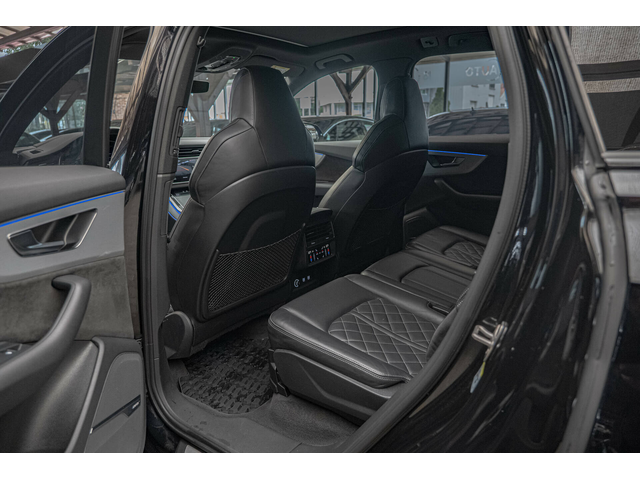 Audi SQ7 4.0TDI/Laser/Bose/Обдухване/Панорама/Вакум/Камера 360 - автомобили, коли, обяви за нови и употребявани 8