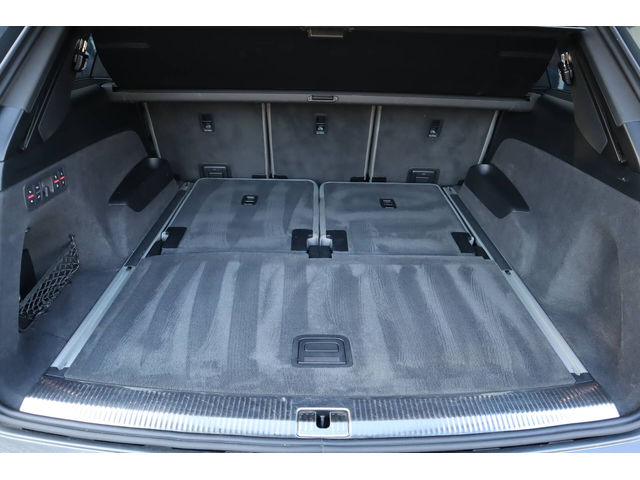 Audi SQ7 4.0TDI/Quattro/HuD/Камера 360/Карбон/Панорама/Bose - автомобили, коли, обяви за нови и употребявани 10