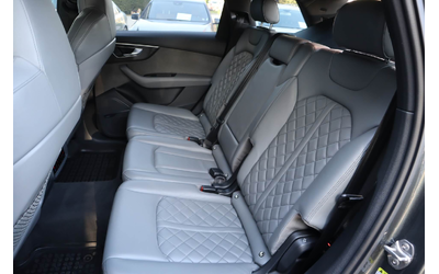 Audi SQ7 4.0TDI/Quattro/HuD/Камера 360/Карбон/Панорама/Bose - автомобили, коли, обяви за нови и употребявани 9