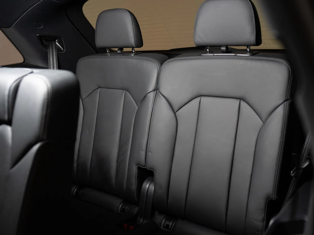 Audi SQ7 4.0TFSI* AвтоКредит * (ЦЕНА ДО БГ) - автомобили, коли, обяви за нови и употребявани 9