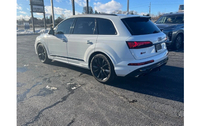 audi-sq7 - 2