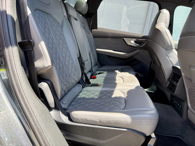 Audi SQ7 V8 TDI quattro 360градуса Завиващ заден мост - автомобили, коли, обяви за нови и употребявани 12