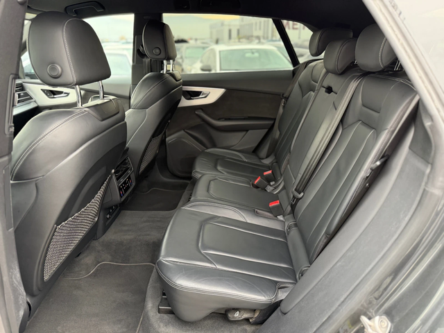 Audi SQ8 2022г* 126.000км* Топ Състояние* Сервизна История* - автомобили, коли, обяви за нови и употребявани 15